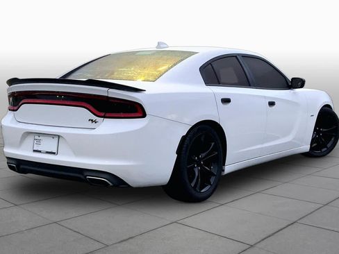 Used 2016 Dodge Charger R/T w/ Blacktop Package RWD image 13