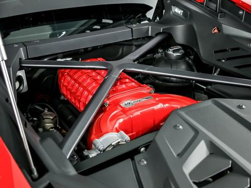 Used 2021 Lamborghini Huracan EVO image 19