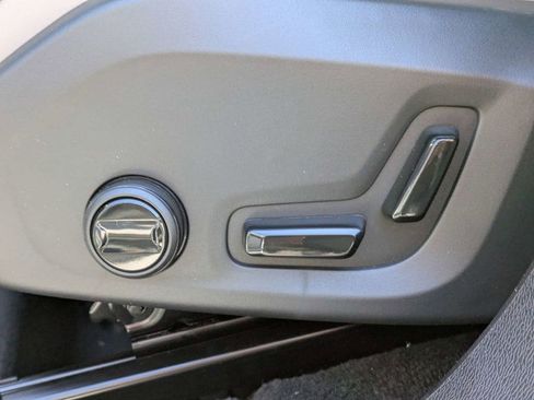 New 2026 Volvo XC60 B5 Core w/ Protection Package Premier AWD/4WD image 24