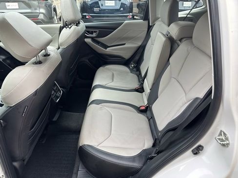 Used 2021 Subaru Forester Limited image 17