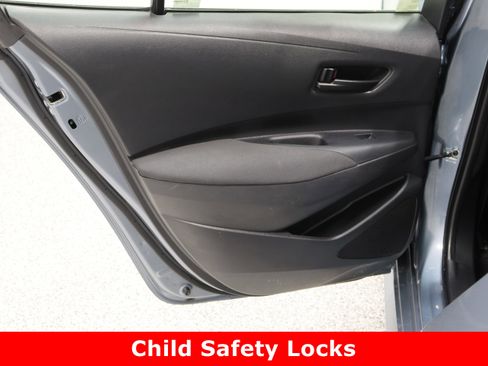 Used 2024 Toyota Corolla LE image 23