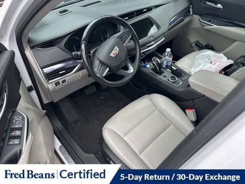 Used 2023 Cadillac XT4 Luxury FWD image 16