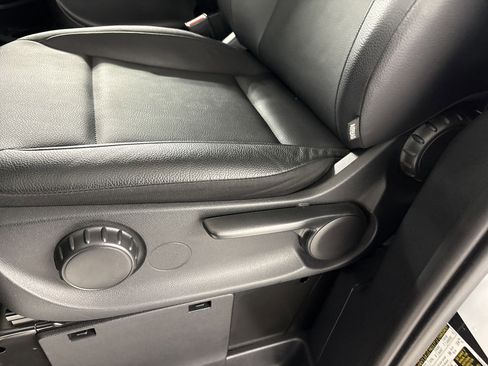 Used 2023 Mercedes-Benz Metris Passenger image 13