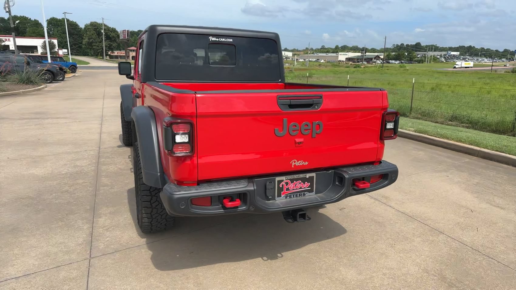 Used 2024 Jeep Gladiator Rubicon w/ Safety Group AWD/4WD image 6