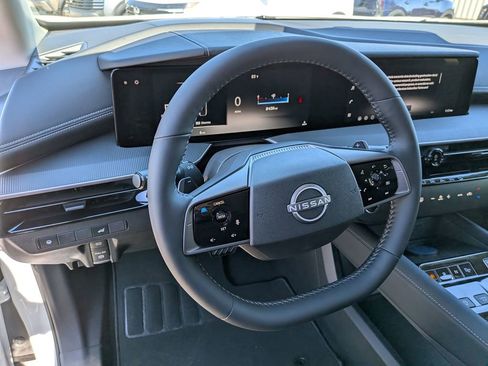 New 2026 Nissan Murano SV image 17