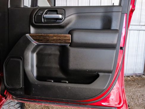 Used 2020 GMC Sierra 2500 SLE w/ SLE Value Package; image 44