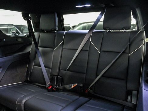 Used 2026 Cadillac Escalade Luxury image 18