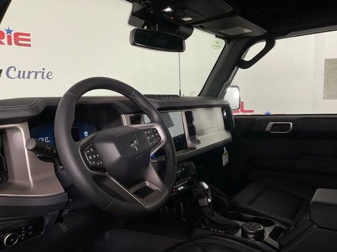 New 2026 Ford Bronco Outer Banks w/ Sasquatch Package image 13