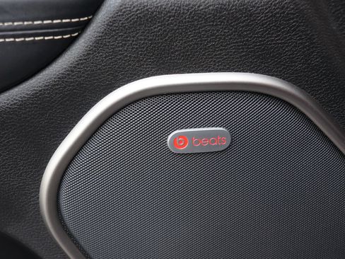 Used 2018 Dodge Durango SRT w/ SRT Interior Appearance Group image 21