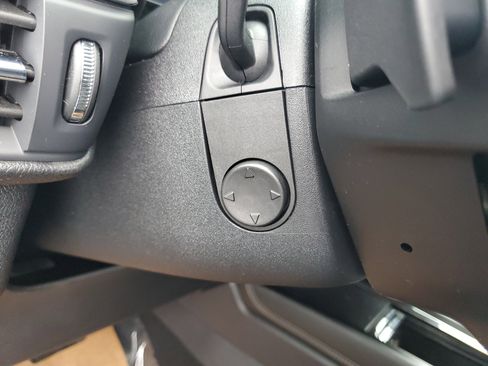 New 2026 Lincoln Corsair Premiere image 15