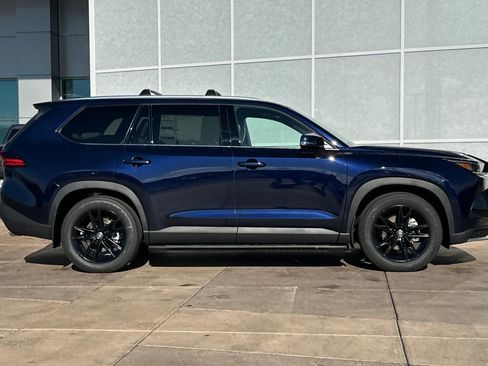 New 2026 Toyota Grand Highlander AWD Hybrid image 3