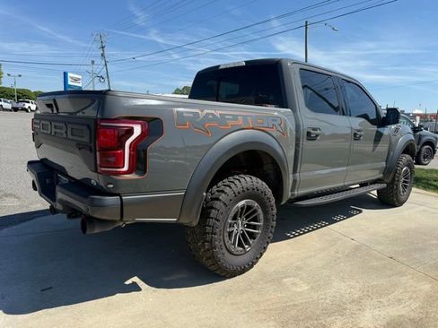 Used 2020 Ford F150 Raptor w/ Equipment Group 802A Luxury image 10