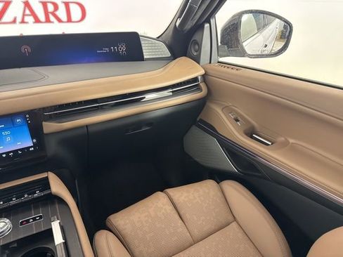 New 2025 Lincoln Navigator L Black Label image 12