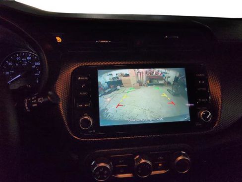 Used 2023 Nissan Kicks SV image 12