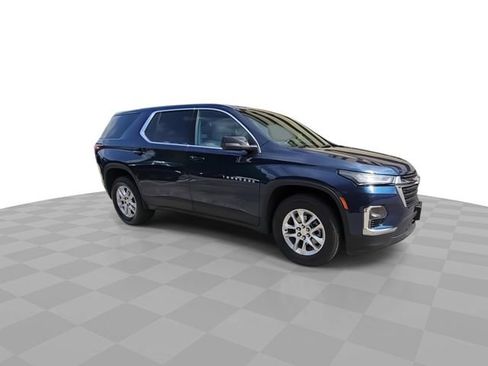 Used 2023 Chevrolet Traverse LS w/ LPO, Cargo Package image 2