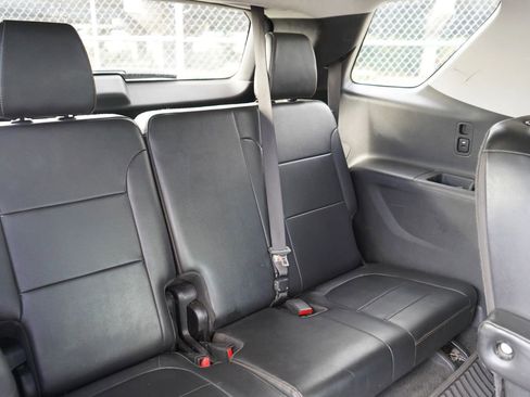 Used 2018 Chevrolet Traverse Premier w/ Driver Confidence II Package image 23