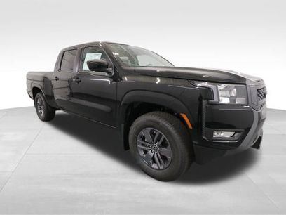 New 2025 Nissan Frontier SV w/ SV Convenience Package