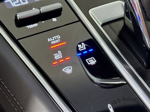 Used 2020 Porsche Panamera Turbo Sport Turismo image 27