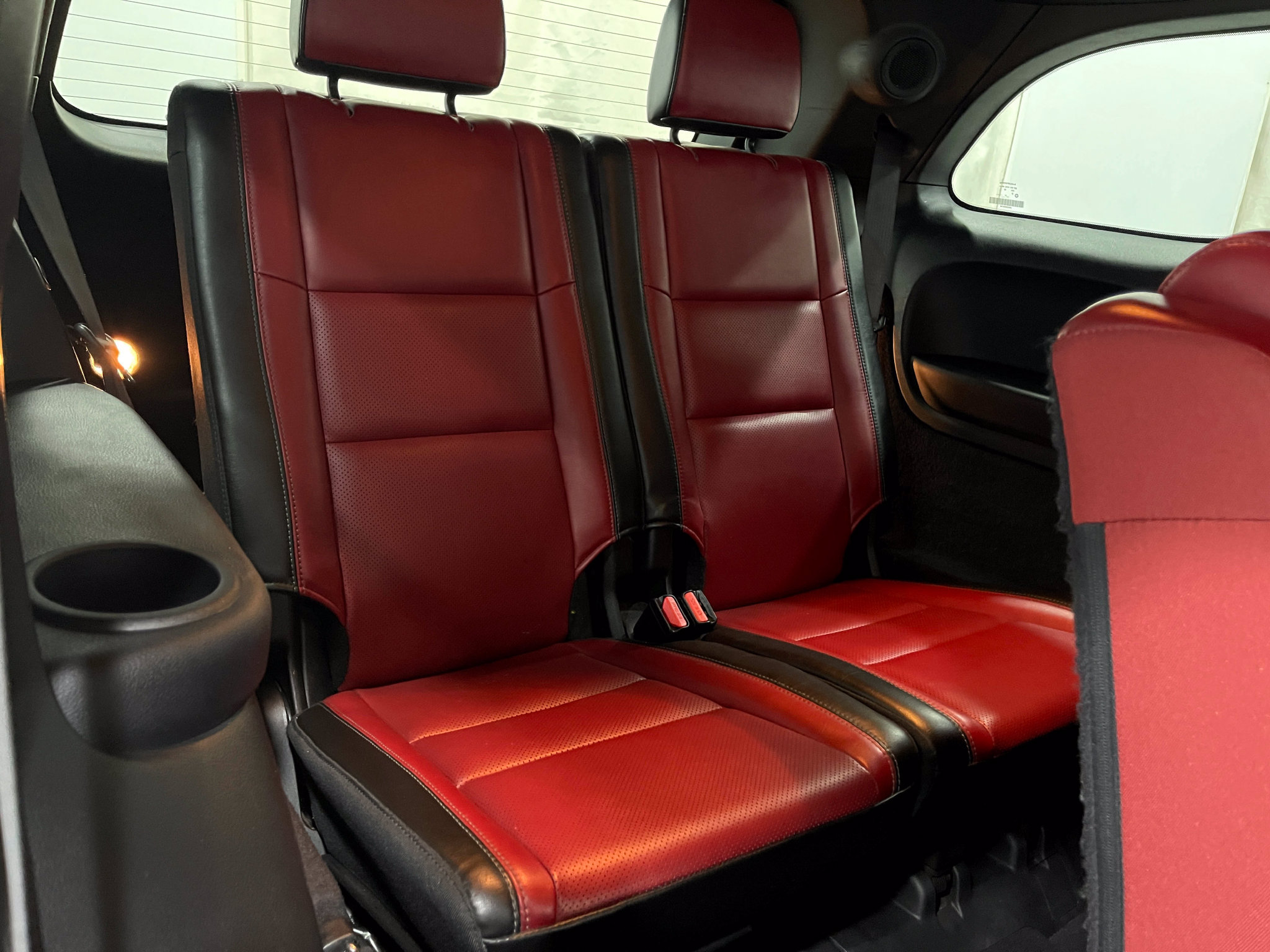 Used 2021 Dodge Durango R/T w/ Blacktop Package AWD/4WD image 31