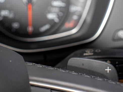 Used 2023 Audi Q5 2.0T Premium w/ Convenience Package image 31