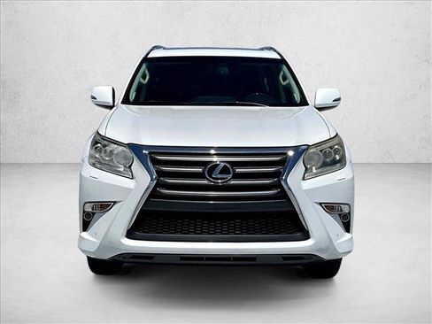 Used 2014 Lexus GX 460 w/ Premium Package image 3