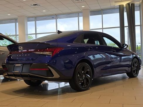New 2026 Hyundai Elantra SEL Sport Premium FWD image 15