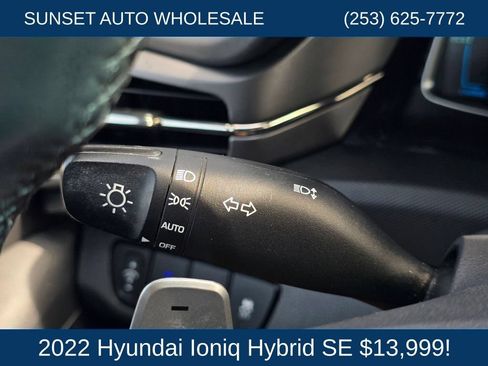 Used 2022 Hyundai Ioniq SE FWD image 28