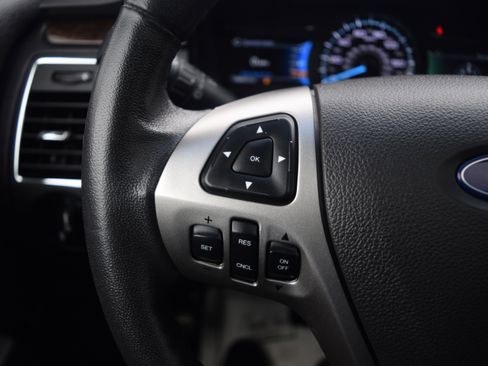 Used 2019 Ford Flex Limited image 6