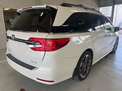 Used 2022 Honda Odyssey Elite image 4