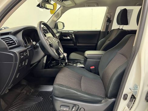 Used 2021 Toyota 4Runner TRD Off-Road AWD/4WD image 15