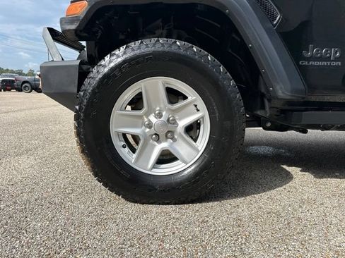 Used 2020 Jeep Gladiator Sport w/ Quick Order Package 24S AWD/4WD image 51