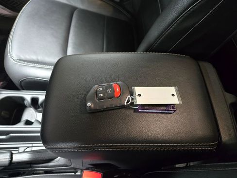 Used 2023 Jeep Wrangler Unlimited Sahara w/ Cold Weather Group image 32