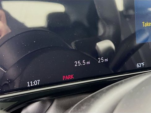 New 2026 Mercedes-Benz E 450 4MATIC Sedan image 11