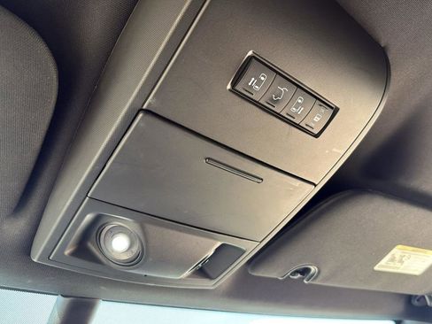 Used 2019 Dodge Grand Caravan GT image 23