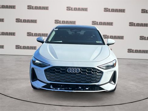 Used 2025 Audi A5 2.0T Premium Plus w/ Convenience Package image 8