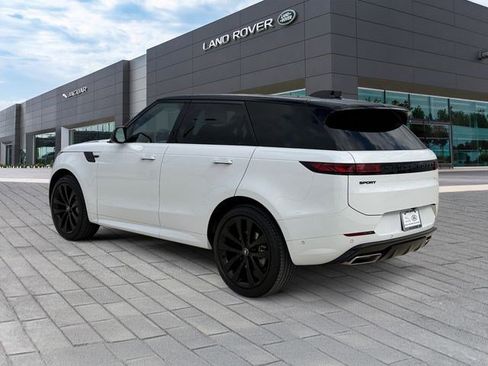 Used 2025 Land Rover Range Rover Sport Dynamic SE AWD/4WD image 3
