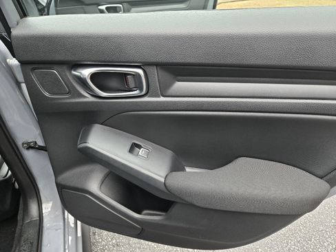 Used 2025 Honda Civic Sport image 18