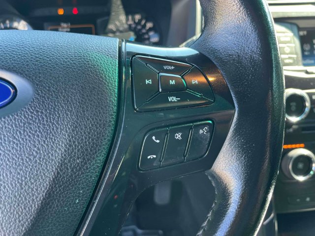 Used 2016 Ford Explorer XLT AWD/4WD image 33