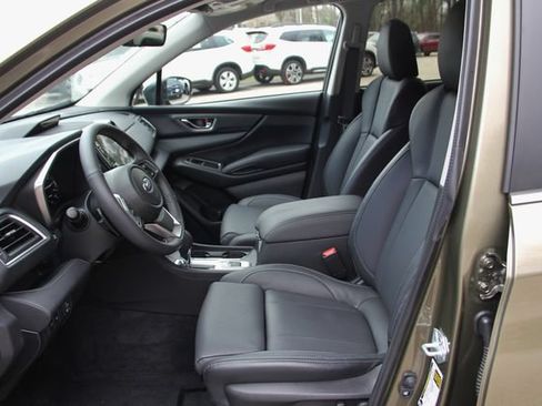 Used 2025 Subaru Ascent Limited AWD/4WD image 17