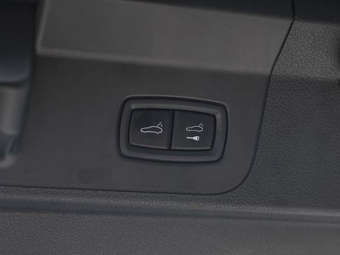 Used 2023 Porsche Panamera Platinum Edition RWD image 13