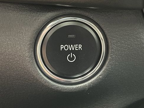 Certified 2025 MAZDA CX-50 2.5 Hybrid w/ Premium Plus Pkg image 19