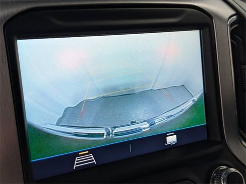 Used 2022 GMC Sierra 1500 Elevation image 24