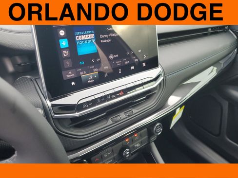 New 2026 Jeep Compass Latitude image 16