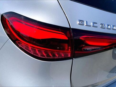 Used 2026 Mercedes-Benz GLC 300 4MATIC image 25