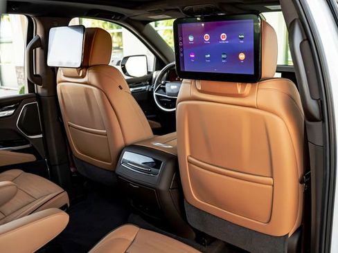 Used 2025 Cadillac Escalade Premium Luxury w/ Touring Package AWD/4WD image 38