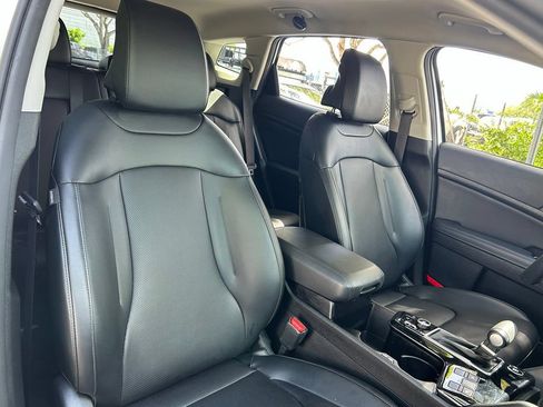 Used 2024 Kia Sportage EX FWD image 41