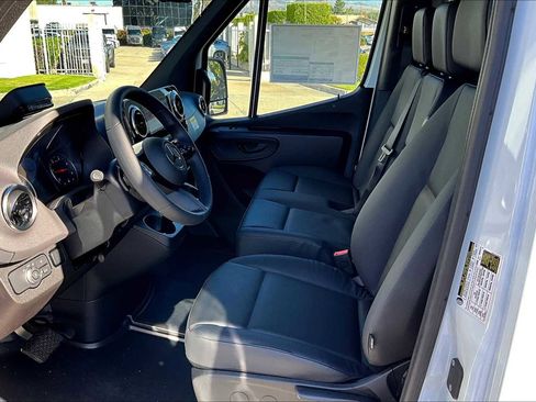New 2026 Mercedes-Benz Sprinter 2500 image 9