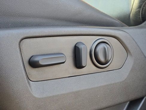 Used 2022 GMC Sierra 2500 AT4 w/ AT4 Premium Plus Package image 61