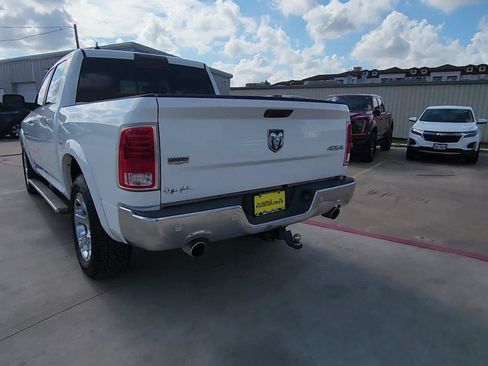 Used 2015 RAM 1500 Laramie w/ Convenience Group AWD/4WD image 7