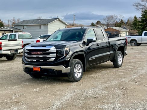 New 2026 GMC Sierra 1500 SLE image 1